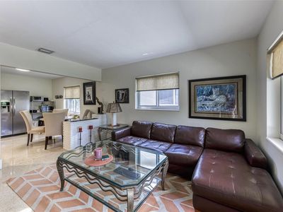 1676 NE 40th Street