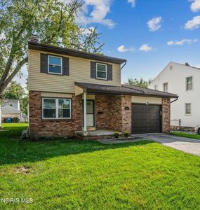 3125 Strathmoor Ave