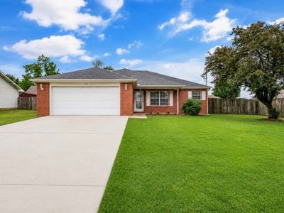 704 Oberg Dr