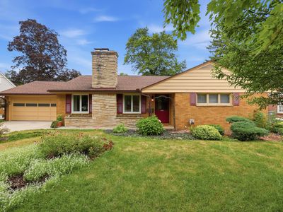 1110 Dwillard Dr