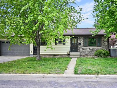 205 Whitten St