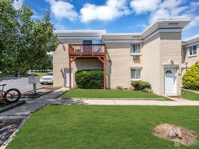 13 Lake Ave APT 1A