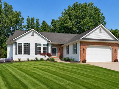 3393 Breton Valley Dr SE