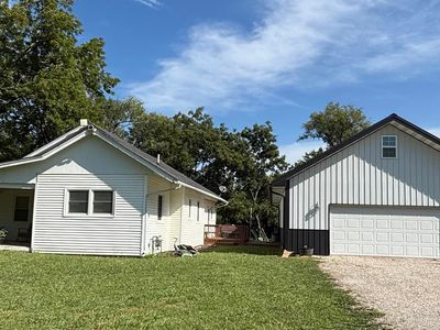 300 W Maple Ave