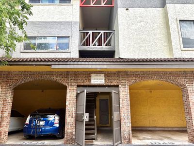 806 W 24th St APT 202