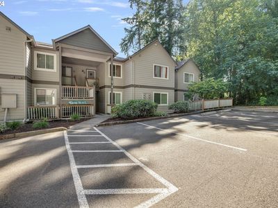 20130 Larkspur Ln APT 92