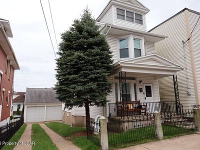 Property at 252 Florida Ave, Shenandoah, PA