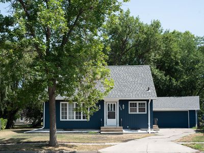230 5th Ave E
