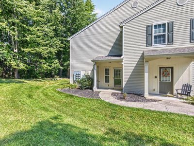 72 Tall Trees Dr #10A