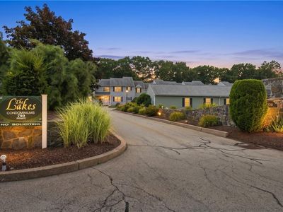 720 Putnam Pike APT 704