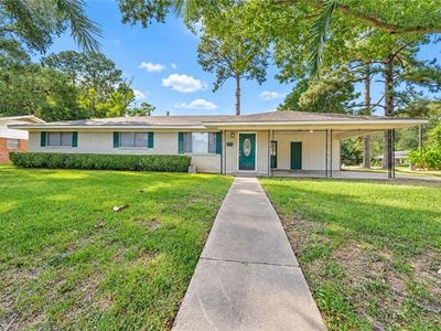 2023 Plantation Dr