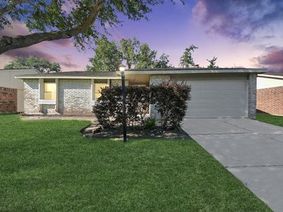 6834 Kearney Dr