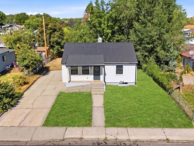 679 Brookside Dr