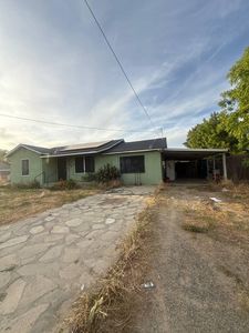 3598 W Franklin Avenue