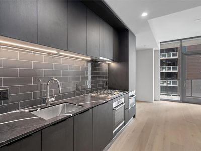 44 East Ave #2306