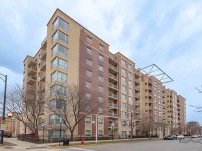 100 N Hermitage Ave UNIT 504