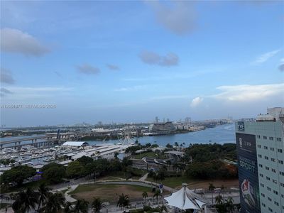 253 NE 2nd St APT 3907