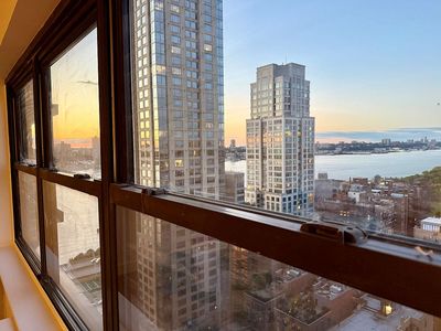 205 W End Ave APT 27E