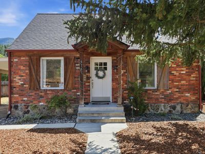 515 Bunker Ave #1