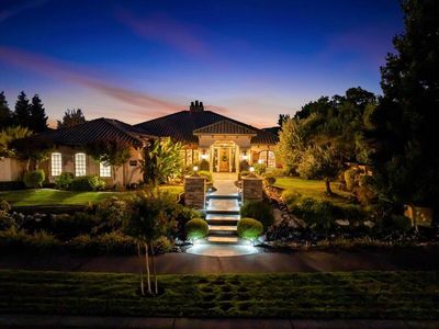 836 Santa Cruz Dr
