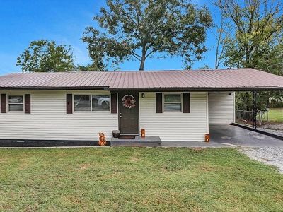 Property at 188 N Case Ave, Trenton, GA