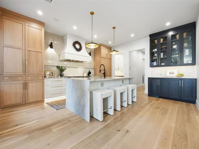 1129 NW 42nd St