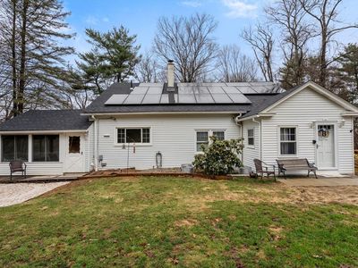 61 E Brimfield Rd