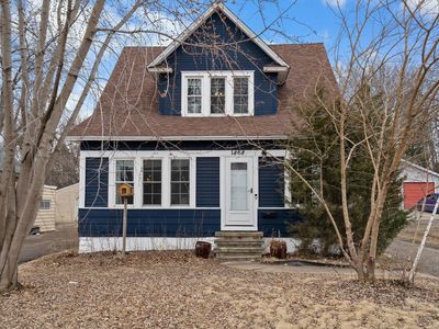 1868 Minnehaha Ave E