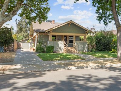 537 Melrose St