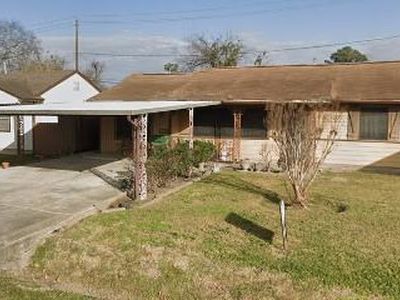 3226 Stallings Dr