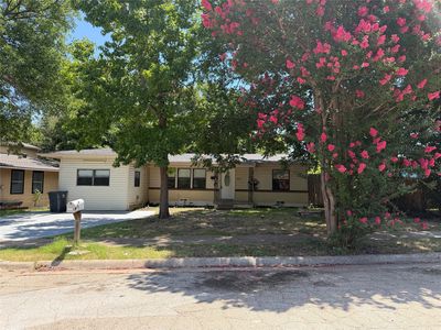 2005 Huntington Dr
