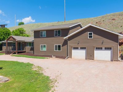 4950 Whispering Pines Dr
