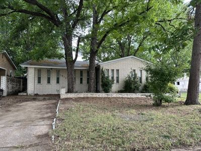 1915 Prairie View Dr