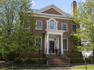 4025 Chelsea Grn