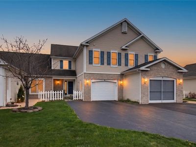 Property at 8 Foxe Cmns, Rochester, NY