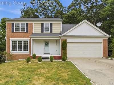425 Thornridge Ct