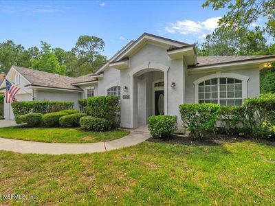 1004 SENECIO Place