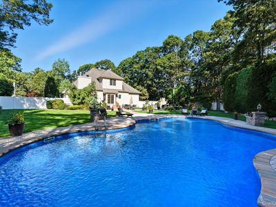 21 E Moriches Riverhead Road