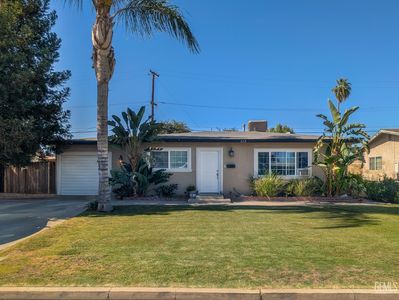 Property at 330 E Orange Ave, Shafter, CA