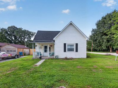 Property at 305 E Luin St, Oxford, IN