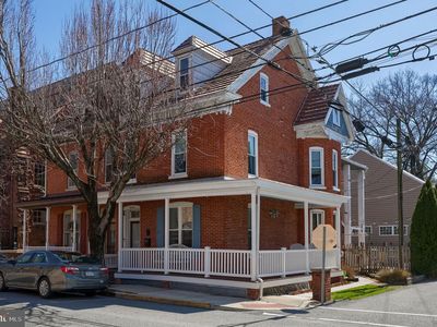 14 W Orange St