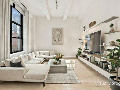 448 W 37th St APT 8C