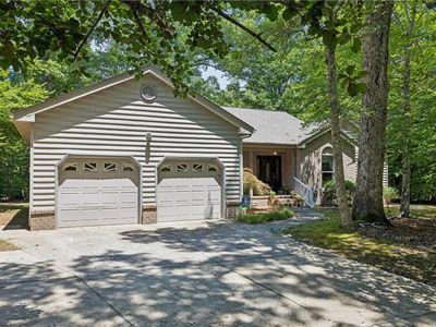 Property at 99 Oxford Rd, Williamsburg, VA