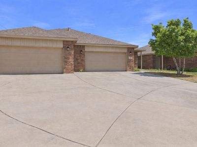 9801 Uvalde Ave