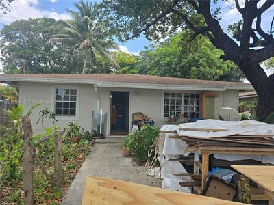 242 NW 7th Ave