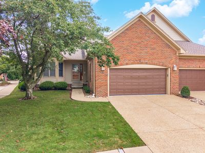 2 Spruce Ct