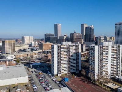 450 W 7th Street ##1801-1802