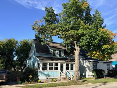 164 Monroe St