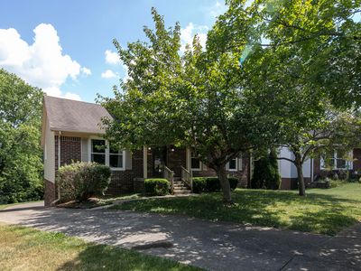 4904 Denmoor Ct