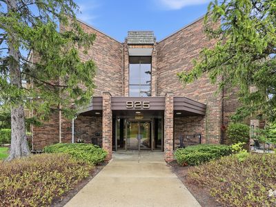925 Spring Hill Dr APT 212